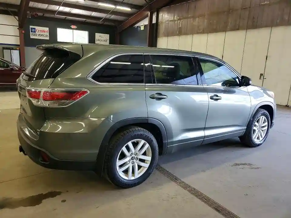5TDBKRFH2GS269323 2016 TOYOTA HIGHLANDER-2
