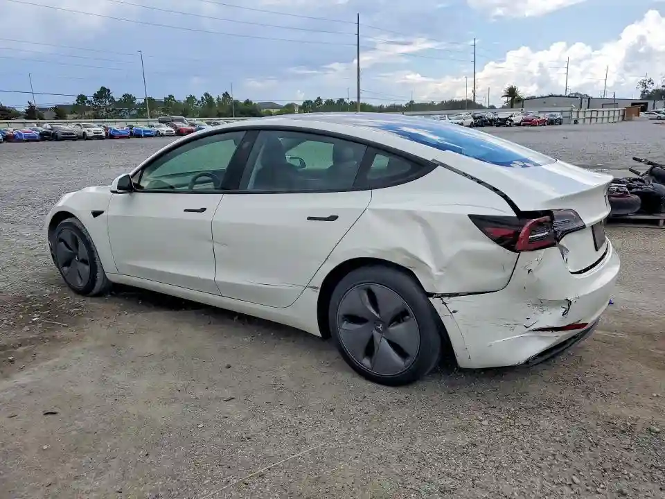 5YJ3E1EAXPF385844 2023 TESLA MODEL 3-1
