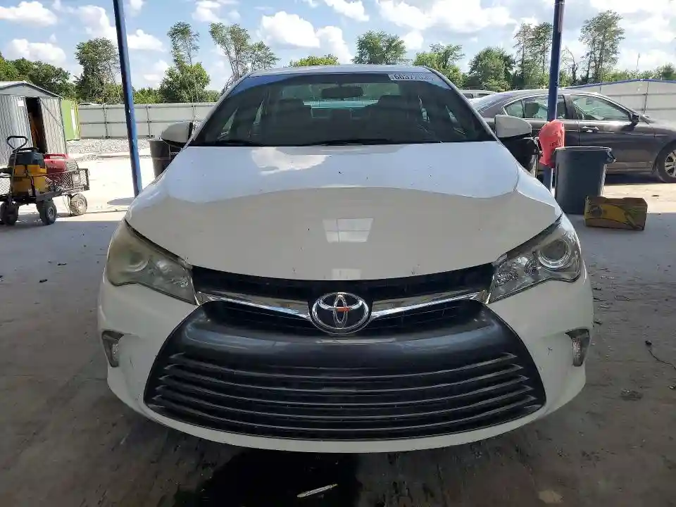 4T1BF1FK2GU543869 2016 TOYOTA CAMRY-4