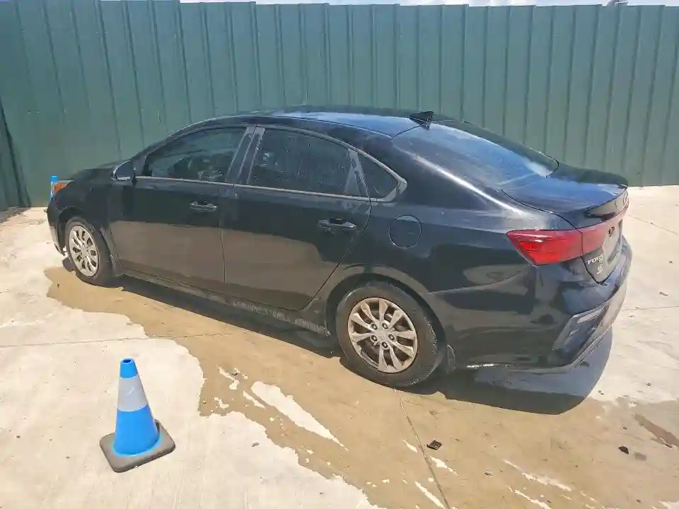 3KPF24AD8LE184919 2020 KIA FORTE-1