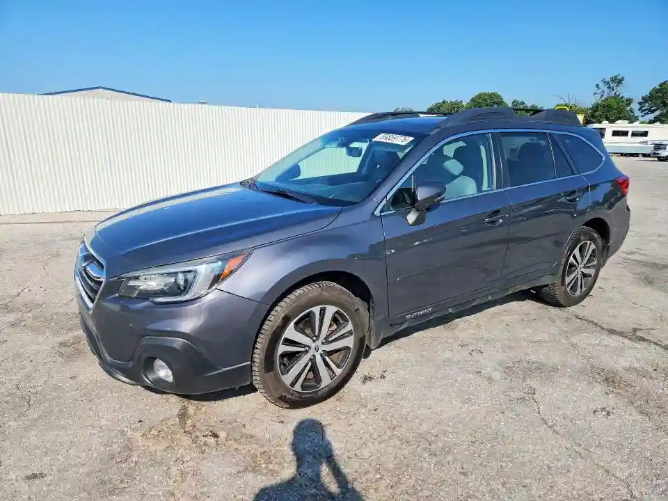 4S4BSANC0J3252290 2018 SUBARU OUTBACK-0
