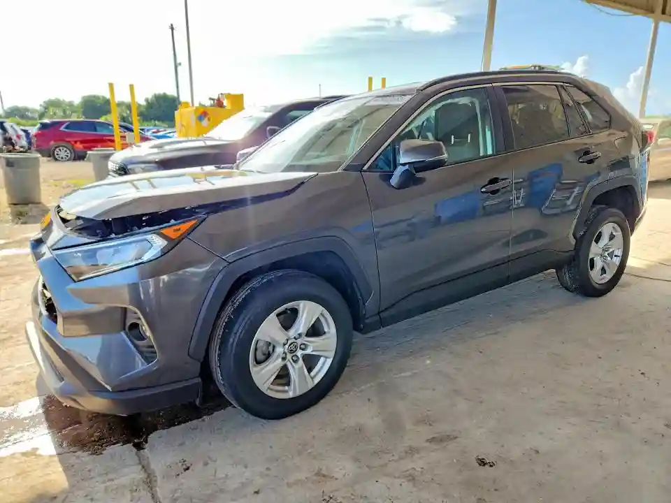2T3W1RFVXMC159366 2021 TOYOTA RAV4-0