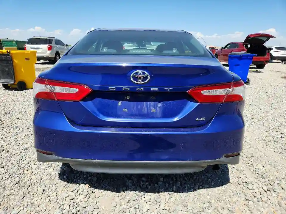 4T1B11HK9JU564625 2018 TOYOTA CAMRY-5