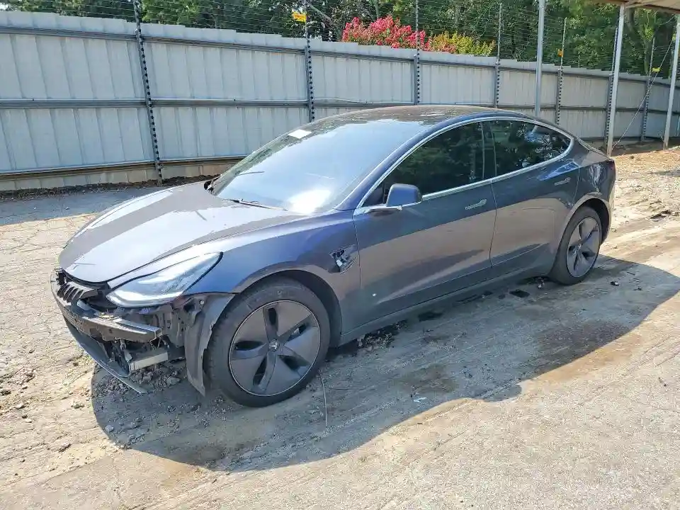 5YJ3E1EB9JF093182 2018 TESLA MODEL 3-0