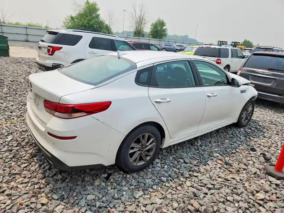 5XXGT4L39LG433578 2020 KIA OPTIMA-2