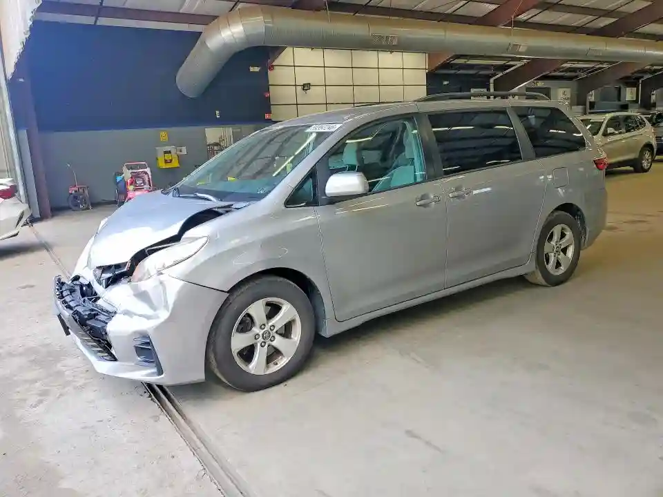 5TDKZ3DCXJS921127 2018 TOYOTA SIENNA-0