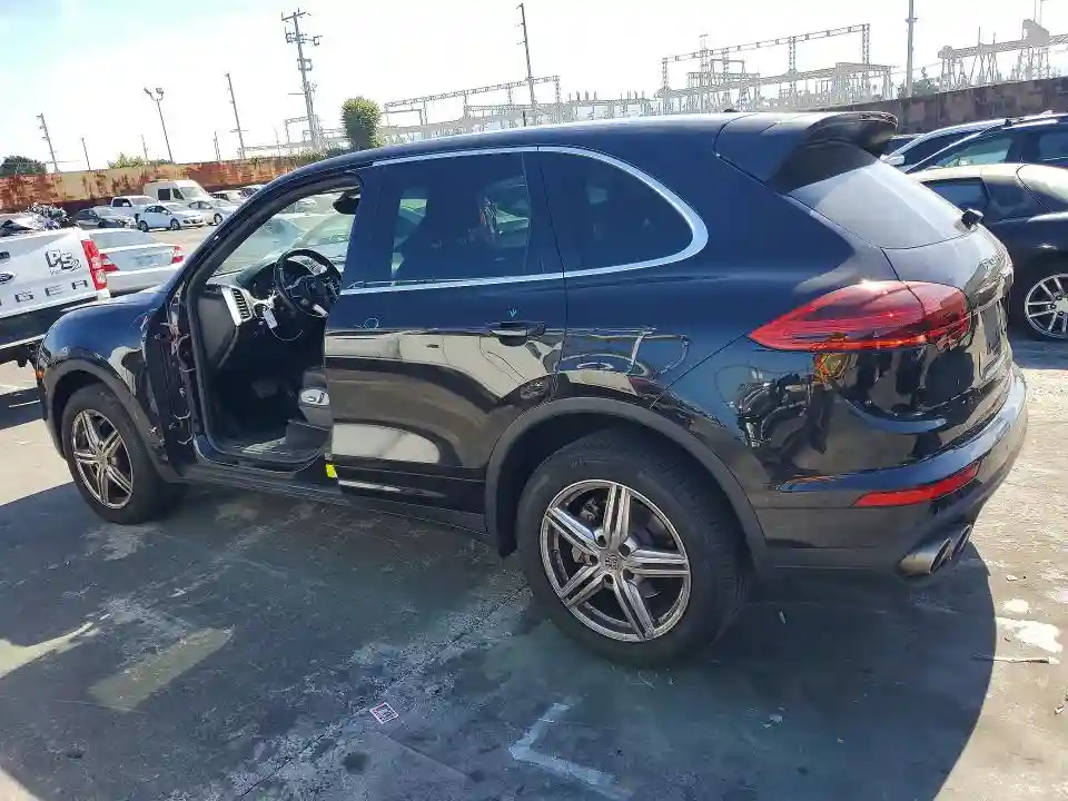 WP1AB2A28FLA56123 2015 PORSCHE CAYENNE-1