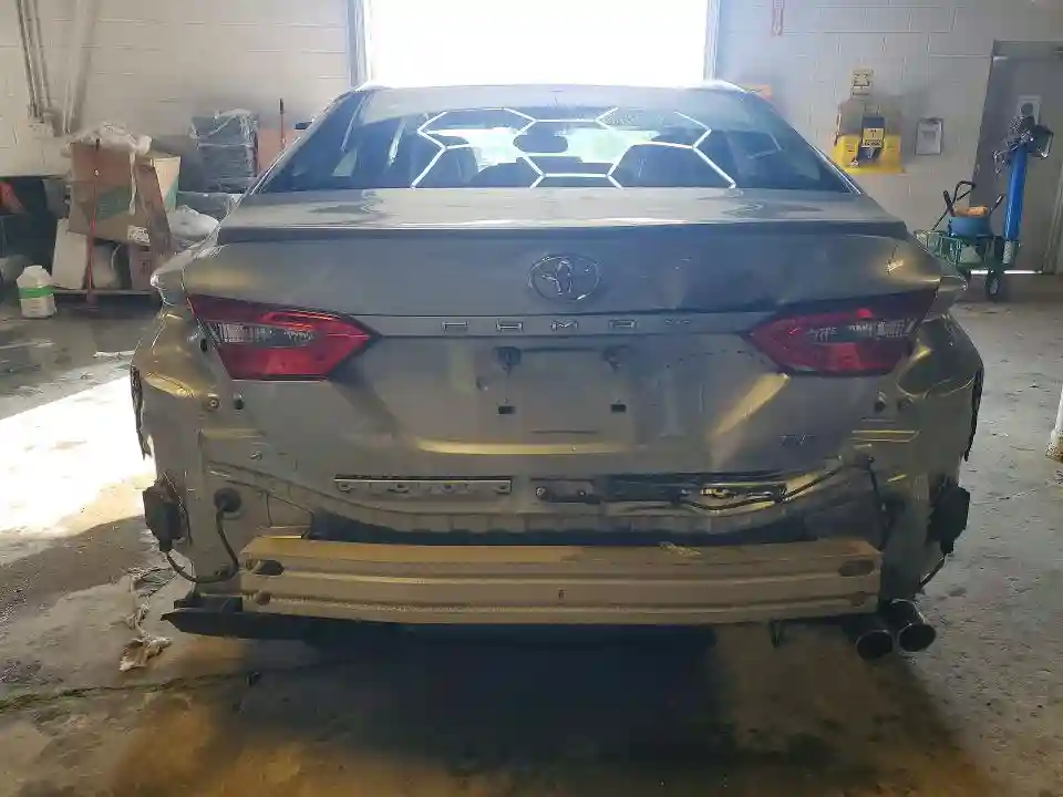 JTNB11HK6J3029760 2018 TOYOTA CAMRY-5