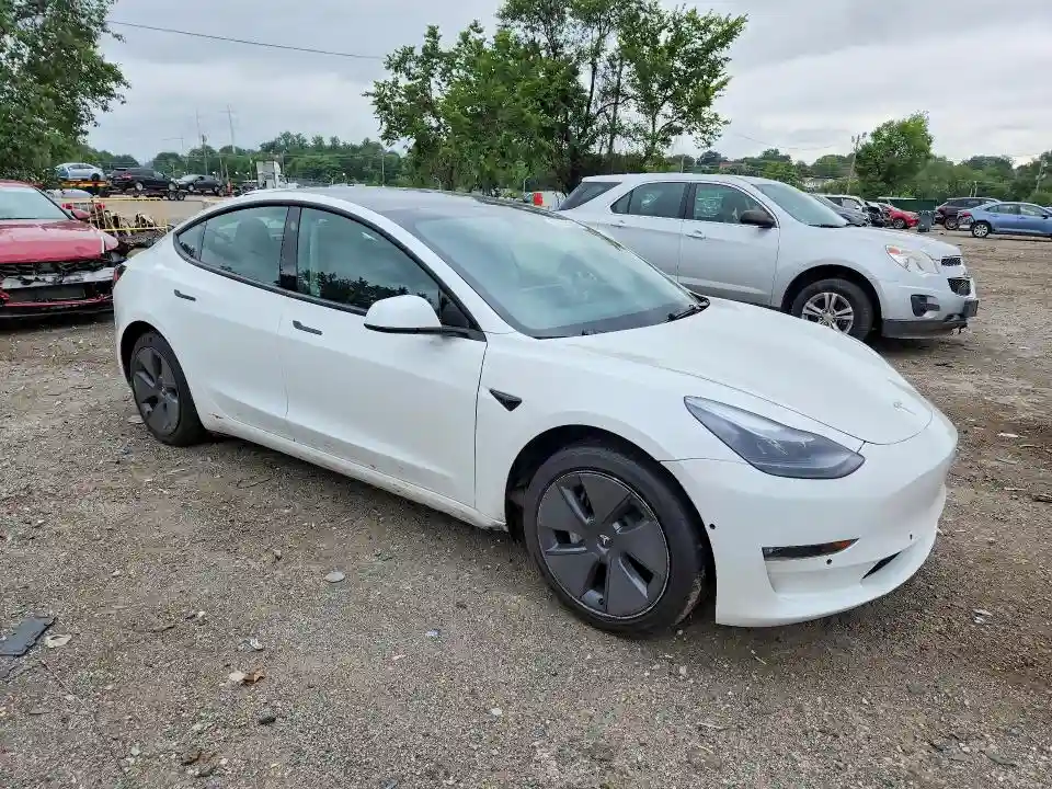 5YJ3E1EAXPF559220 2023 TESLA MODEL 3-3