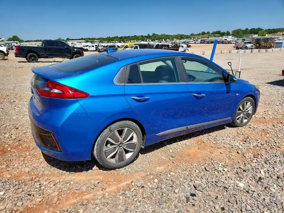 KMHC05LC5HU026688 2017 HYUNDAI IONIQ-2