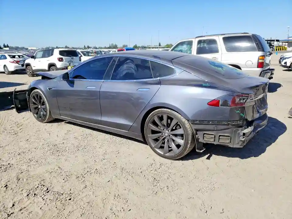5YJSA1E26MF418222 2021 TESLA MODEL S-1