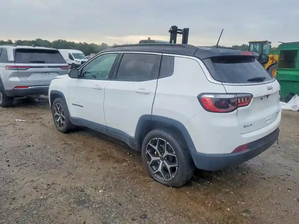 3C4NJDCN8ST565331 2025 JEEP COMPASS-1