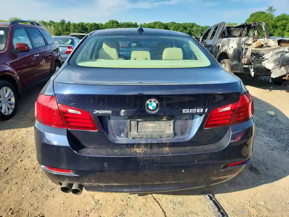 WBA5A7C5XFG143764 2015 BMW 5 SERIES-5