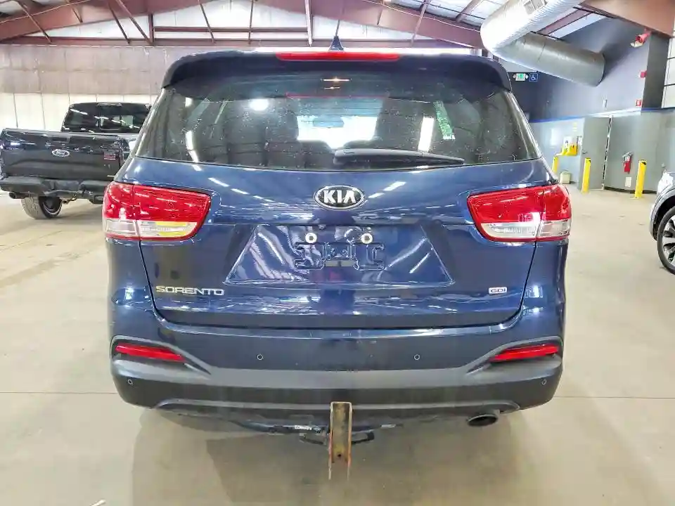 5XYPGDA32JG352244 2018 KIA SORENTO-5