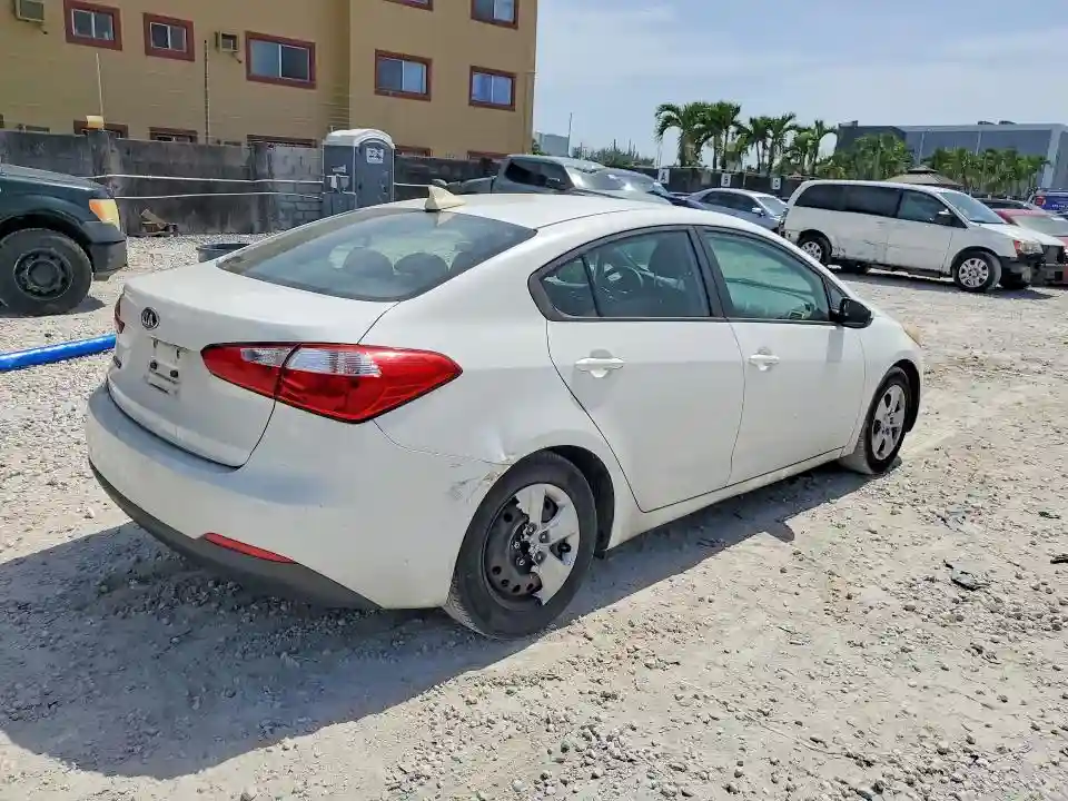 KNAFK4A63G5603520 2016 KIA FORTE-2