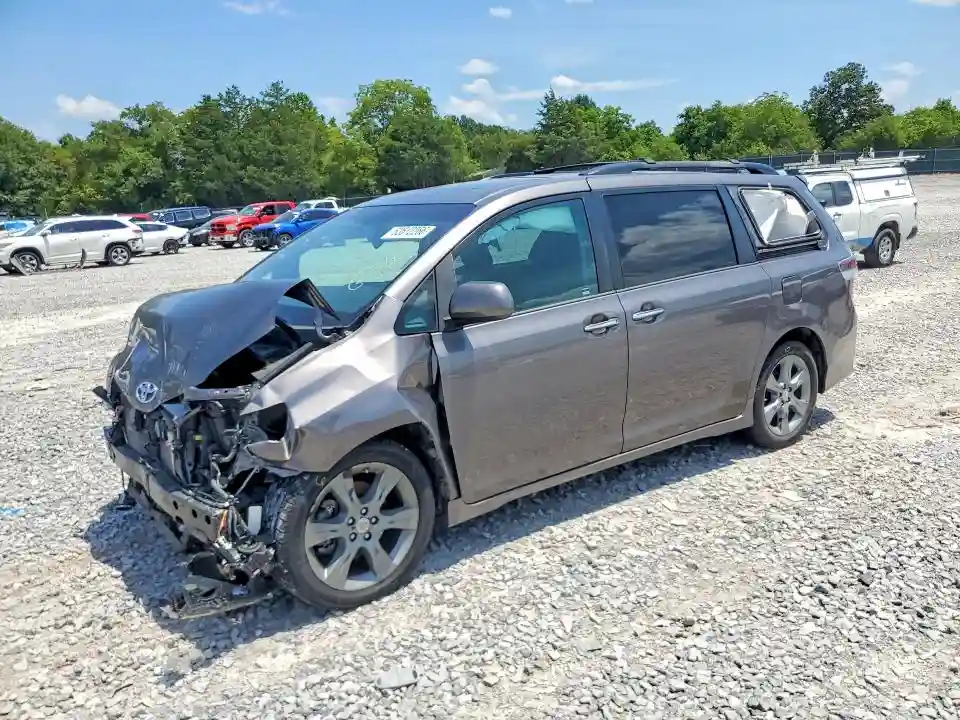 5TDXK3DCXGS702803 2016 TOYOTA SIENNA SE-0