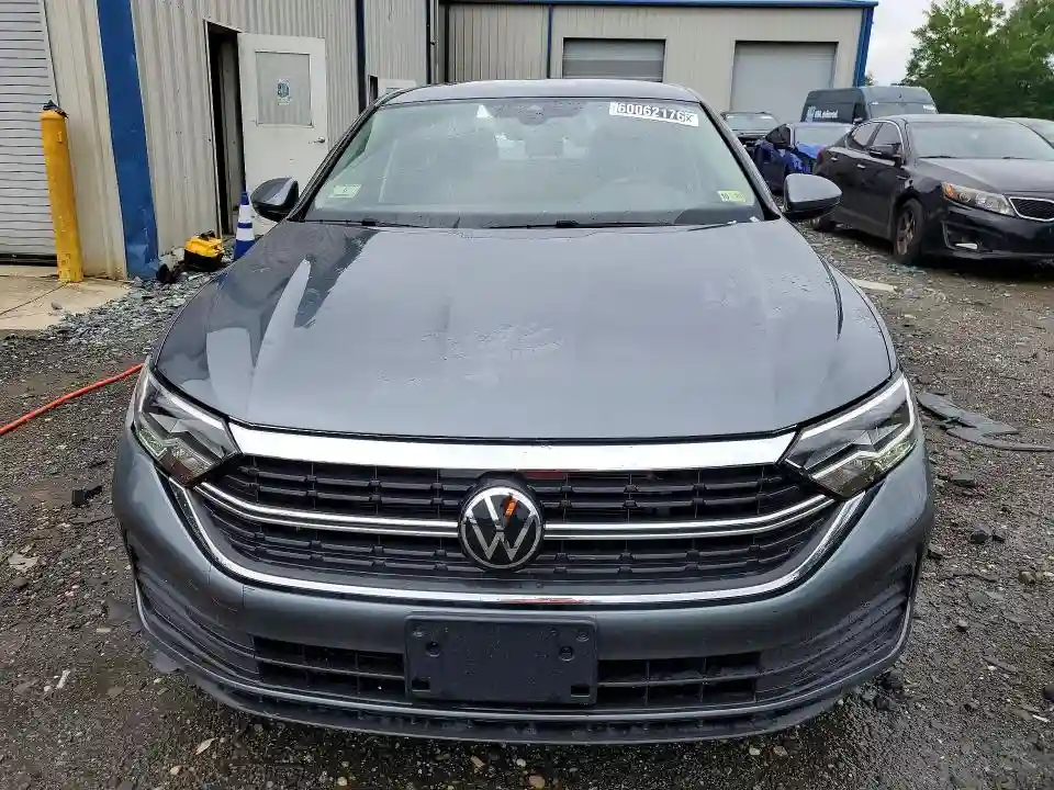 3VW5M7BUXRM078988 2024 VOLKSWAGEN JETTA-4