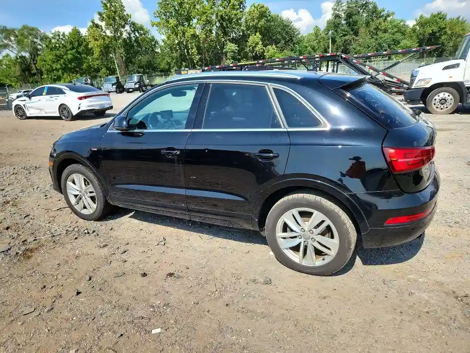 WA1JCCFS4JR007918 2018 AUDI Q3-1