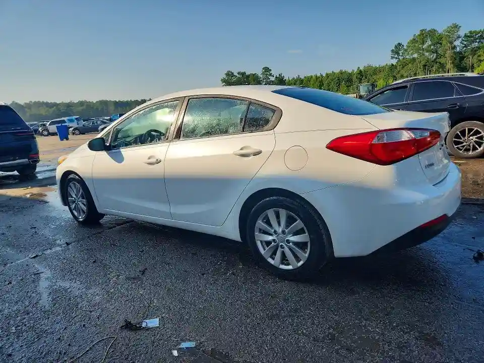 KNAFX4A6XG5592646 2016 KIA FORTE-1
