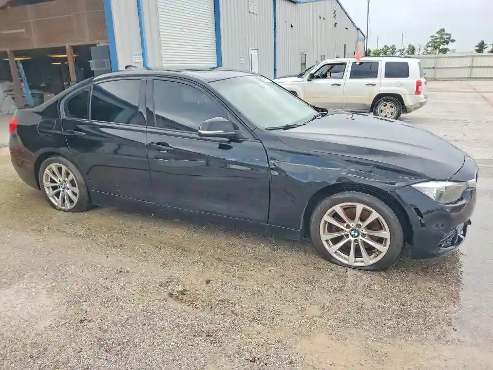 WBA8E1G58HNU13050 2017 BMW 3 SERIES-3