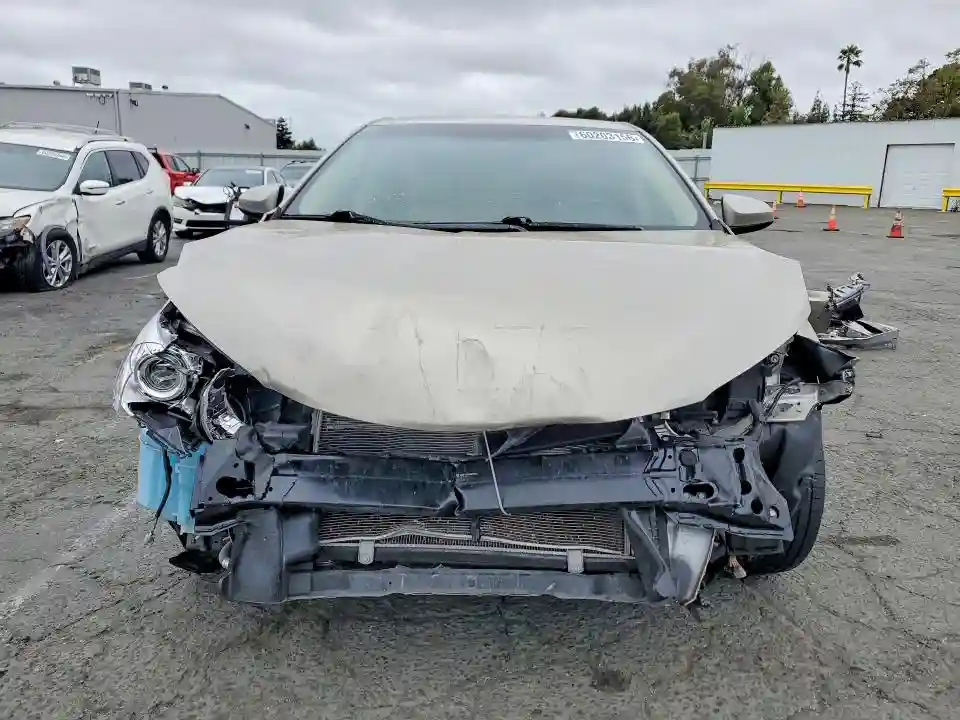 4T1BF1FK9HU386083 2017 TOYOTA CAMRY-4