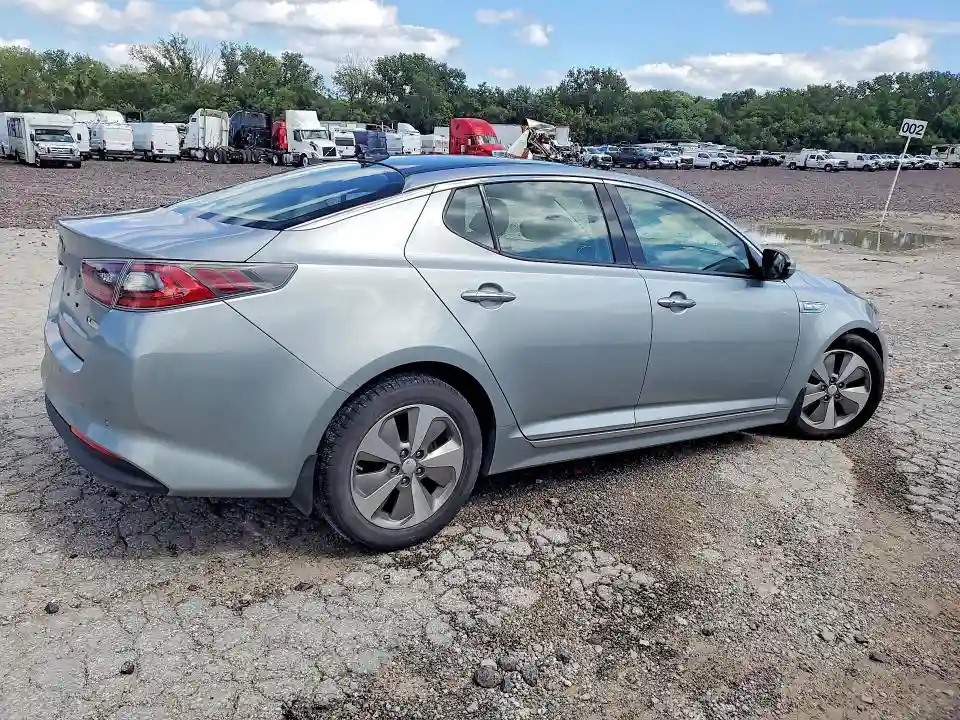 KNAGN4AD7F5084495 2015 KIA OPTIMA-2