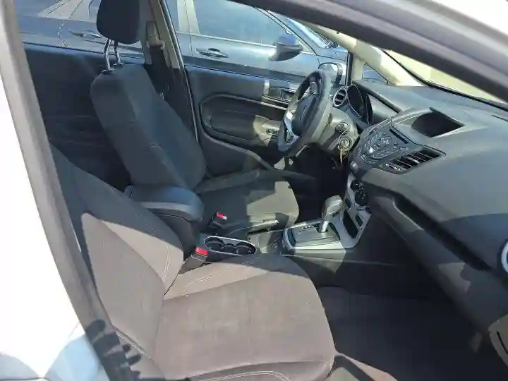3FADP4EJ0KM155286 2019 FORD FIESTA-4