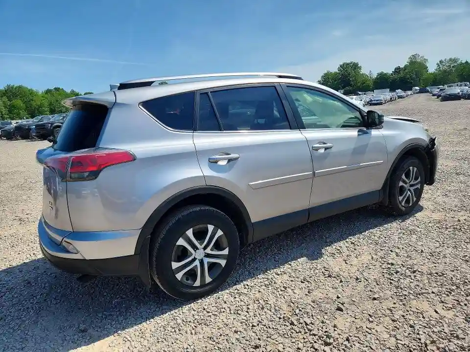 JTMBFREV7JJ252100 2018 TOYOTA RAV4-2