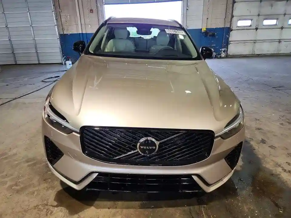 YV4M12RM1T1412763 2026 VOLVO XC60-4