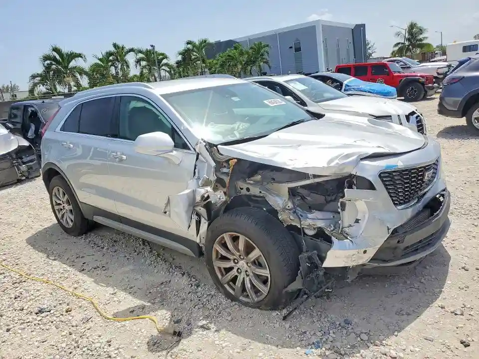 1GYFZCR47LF057069 2020 CADILLAC XT4-3
