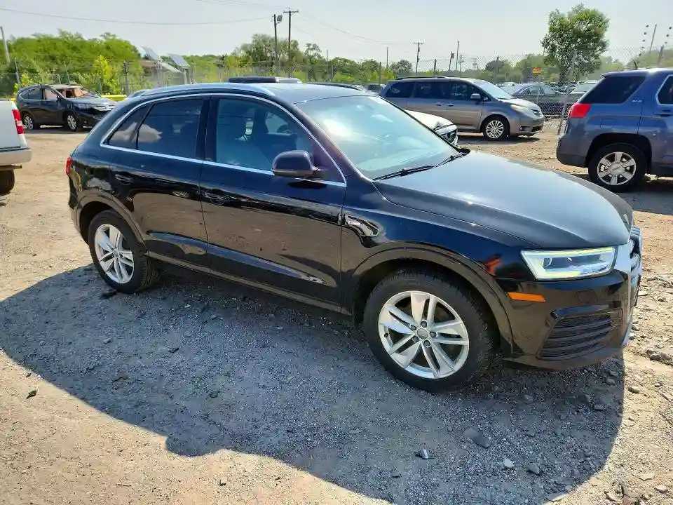 WA1JCCFS4JR007918 2018 AUDI Q3-3