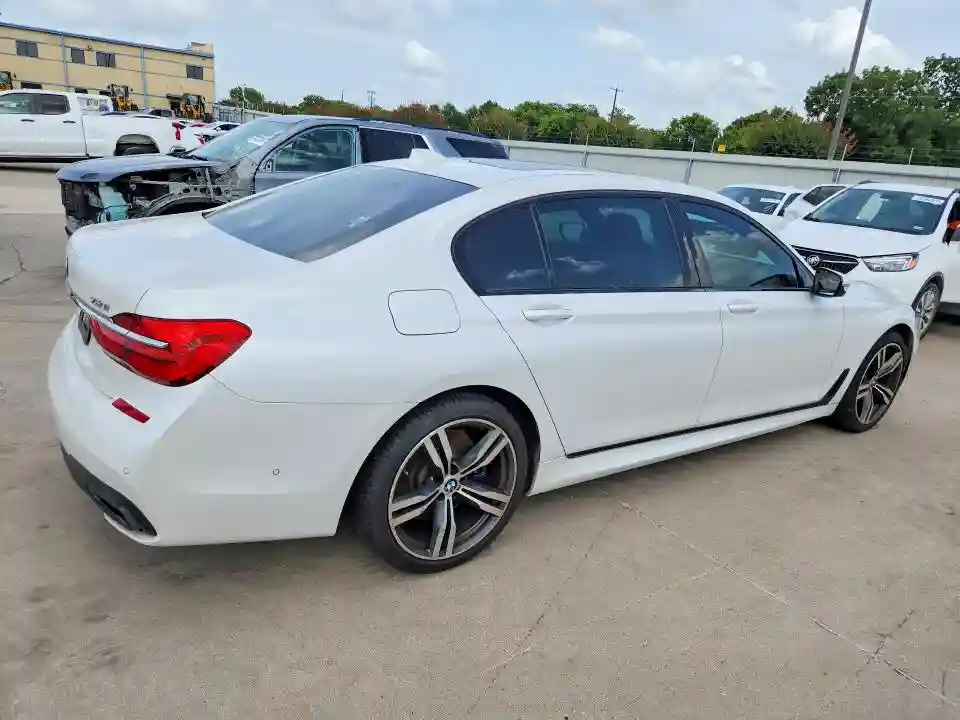WBA7F0C56KGM25864 2019 BMW 7 SERIES-2