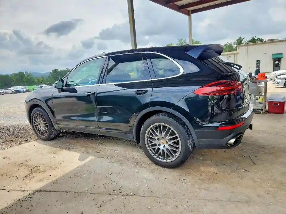 WP1AA2A27GKA37928 2016 PORSCHE CAYENNE-1