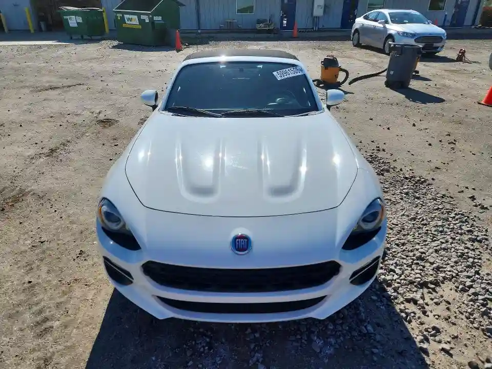 JC1NFAEK8H0106130 2017 FIAT ALL OTHER-4