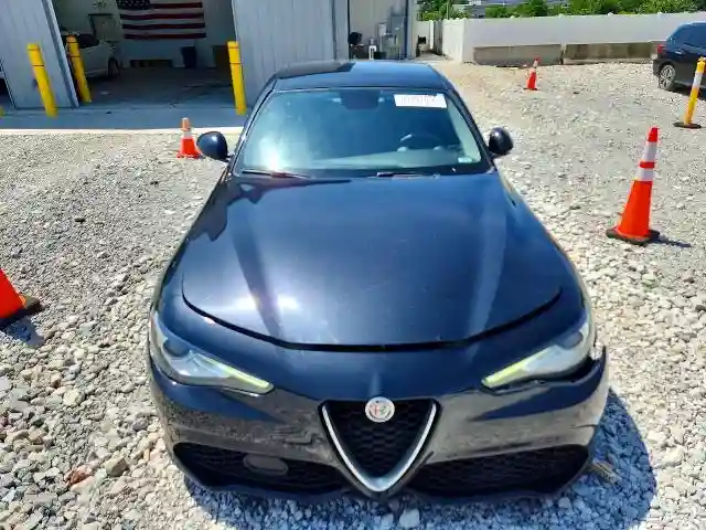 ZARFAEBN9J7567626 2018 ALFA ROMEO GIULIA-4