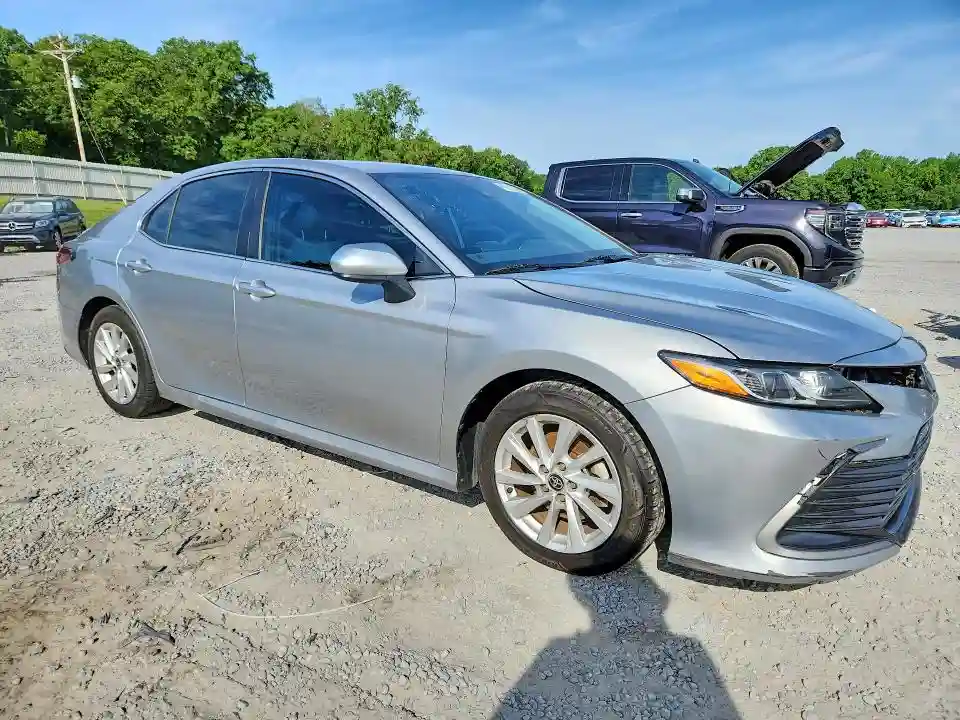 4T1C11AK9MU609646 2021 TOYOTA CAMRY-3