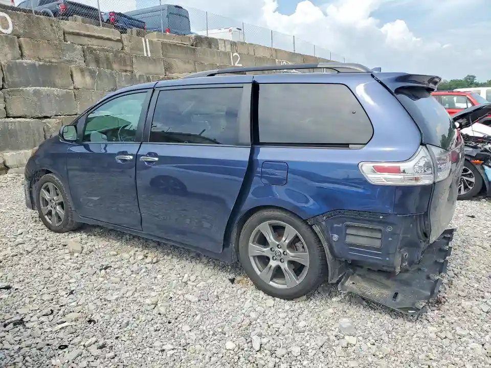 5TDXZ3DC3KS979006 2019 TOYOTA SIENNA-1