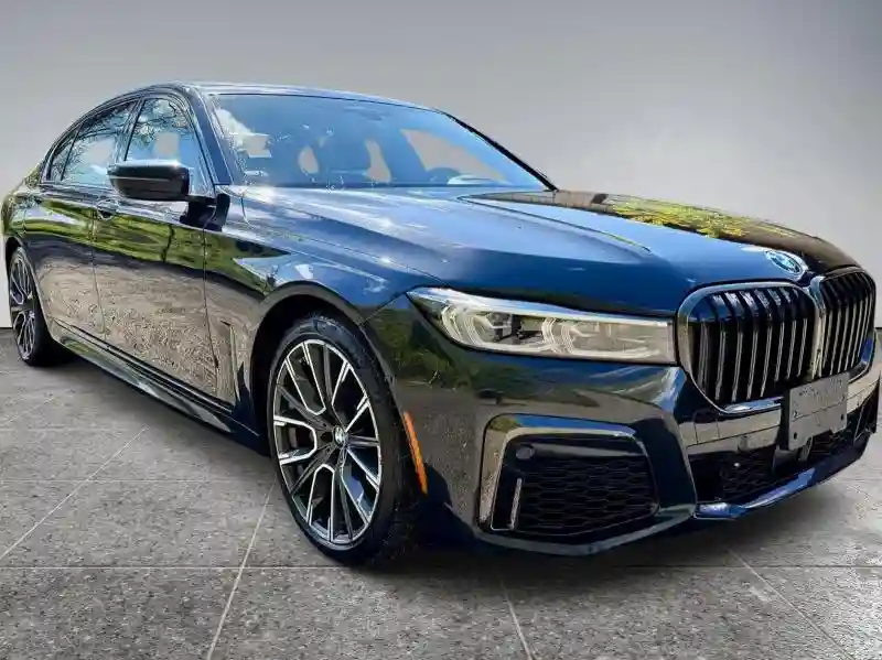 WBA7T4C03NCK23662 2022 BMW 7 SERIES-1
