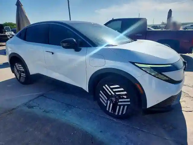 JN1AZ2CA2TM302707 2026 NISSAN LEAF SV+-3