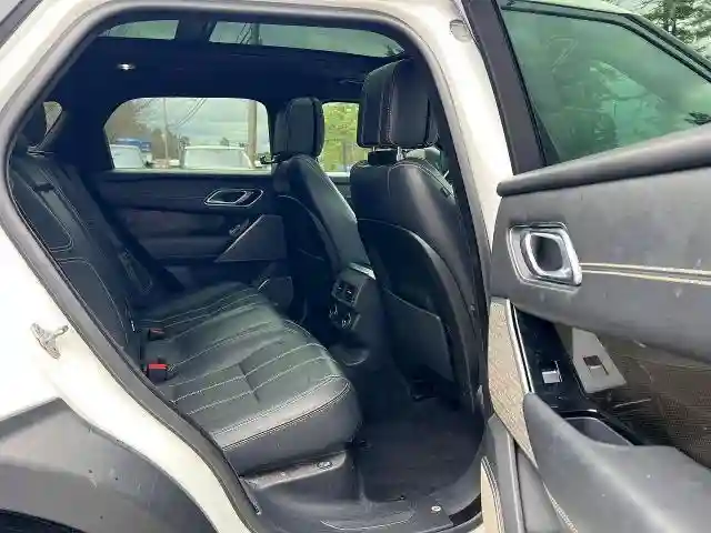 SALYM2RX0JA720387 2018 LAND ROVER RANGEROVER-5
