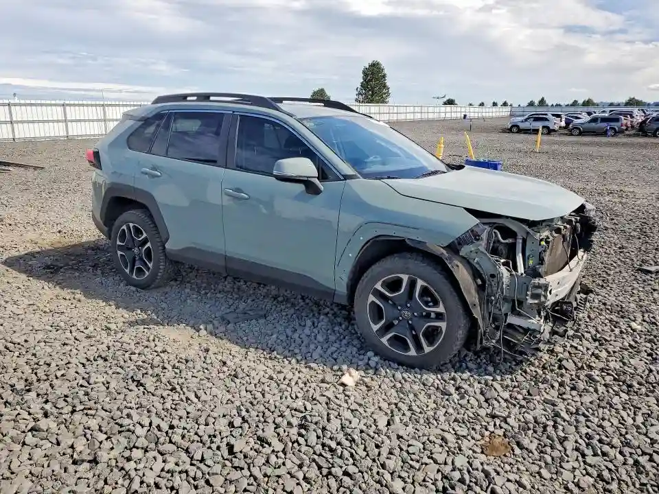 2T3J1RFV1MW160107 2021 TOYOTA RAV4-3