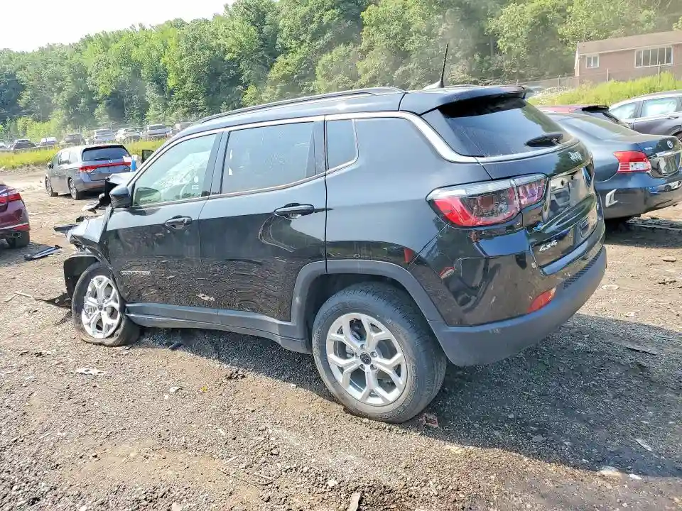 3C4NJDBN3ST617353 2025 JEEP COMPASS-1
