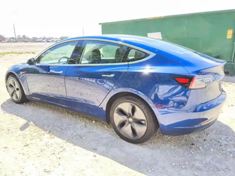 5YJ3E1EA1JF041715 2018 TESLA MODEL 3-1