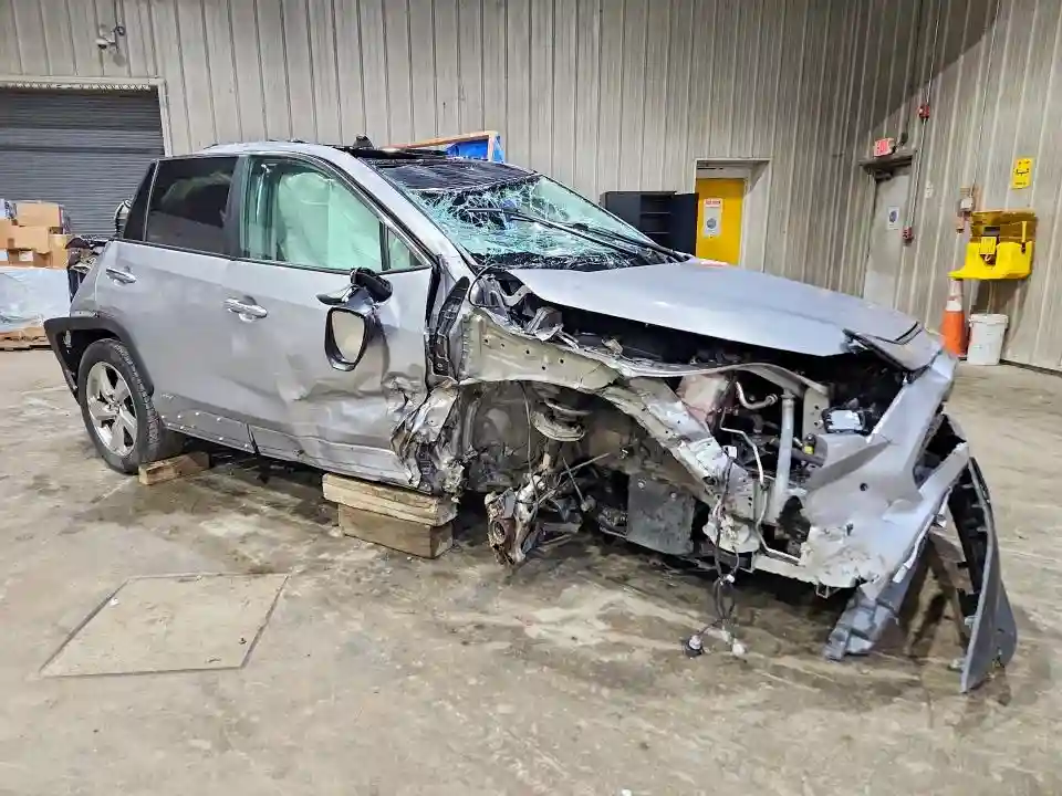 4T3D6RFV3MU020932 2021 TOYOTA RAV4-3