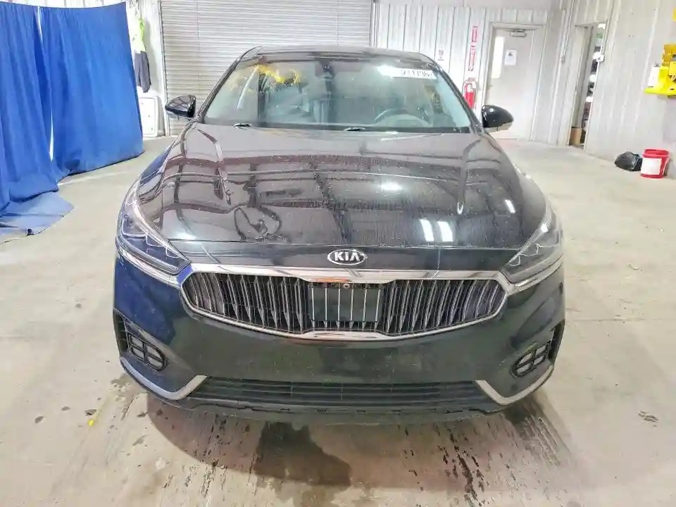 KNALC4J14J5098051 2018 KIA CADENZA-4