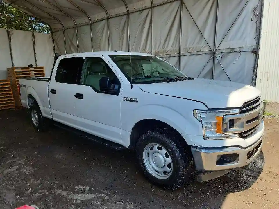 1FTFW1E51JKF24556 2018 FORD F-150-3