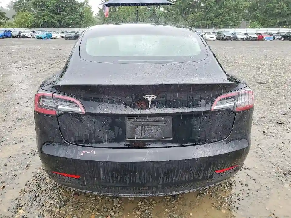 5YJ3E1EA6NF186755 2022 TESLA MODEL 3-5