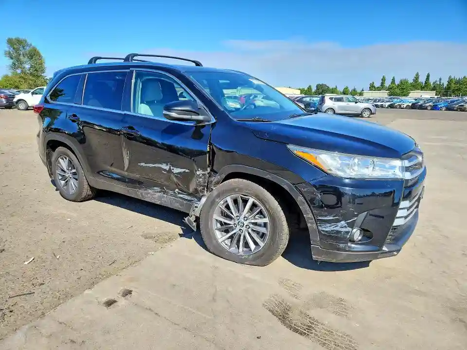 5TDJZRFH4KS940166 2019 TOYOTA HIGHLANDER-3