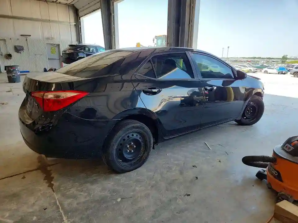 5YFBURHE5KP863824 2019 TOYOTA COROLLA-2