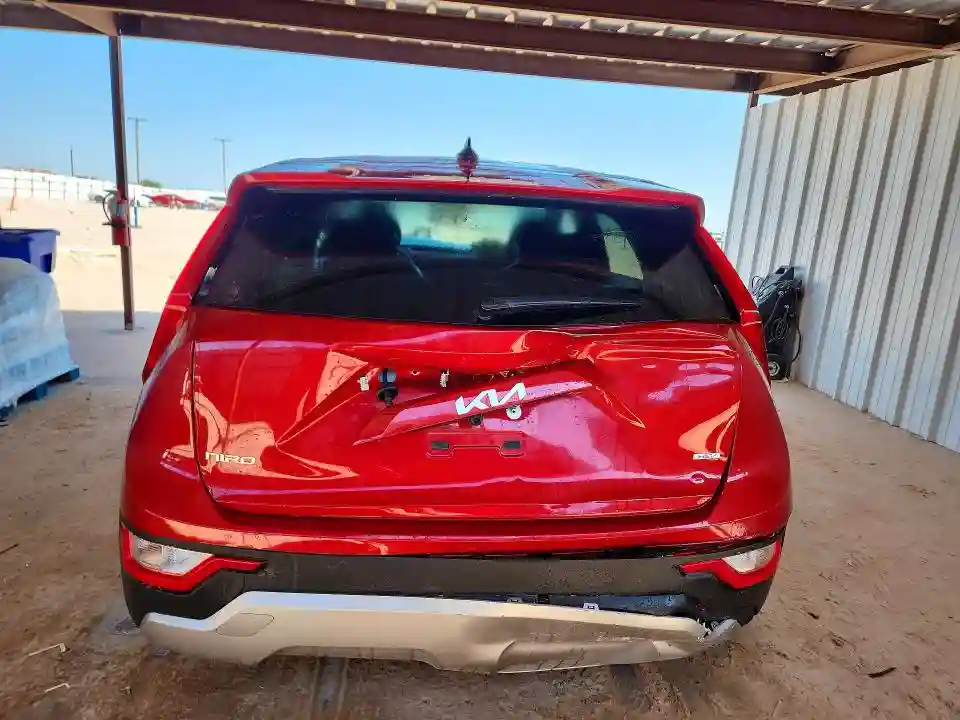 KNDCP3LE6T5357837 2026 KIA NIRO-5